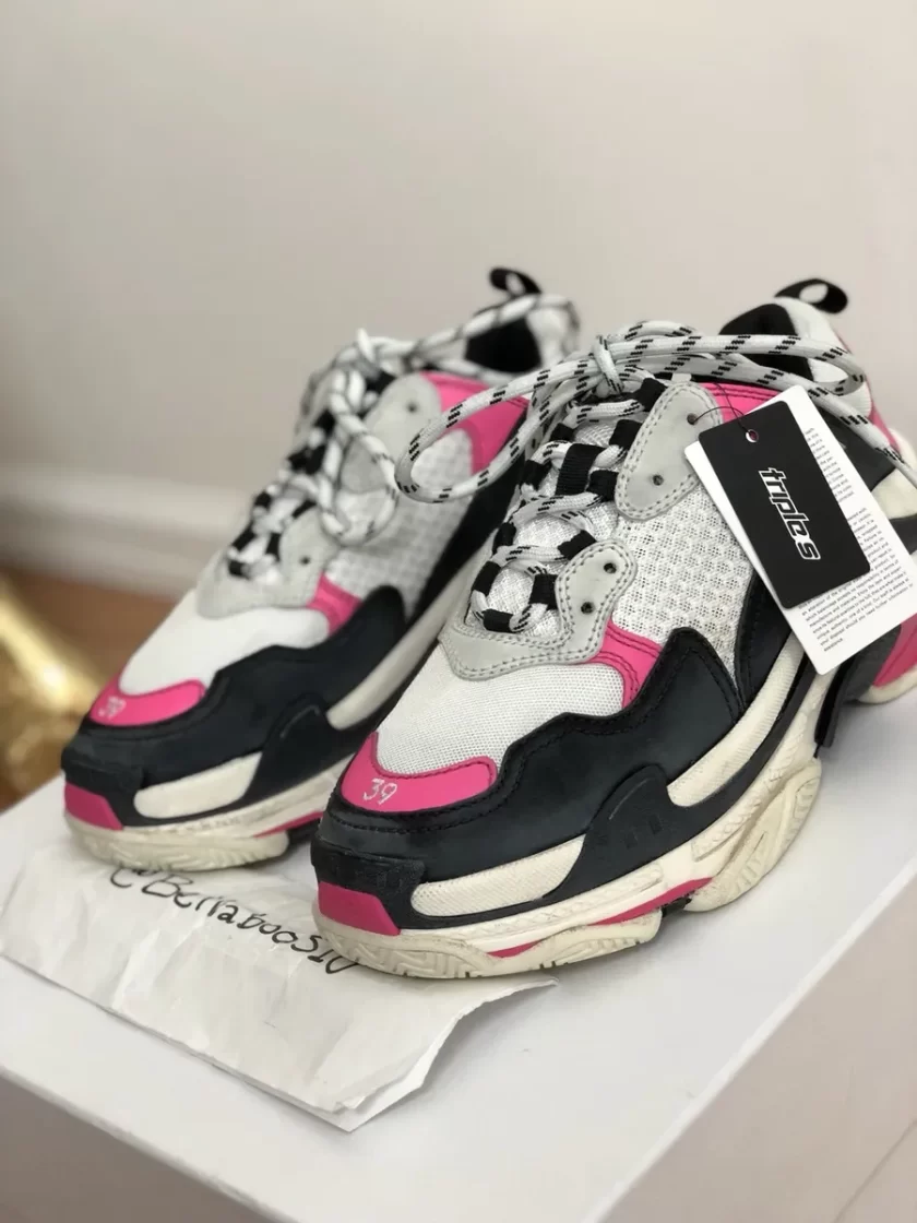 Balenciaga Men's & Women's Vintage Triple S Trainers Fashion Sneakers Black (Size 42)
