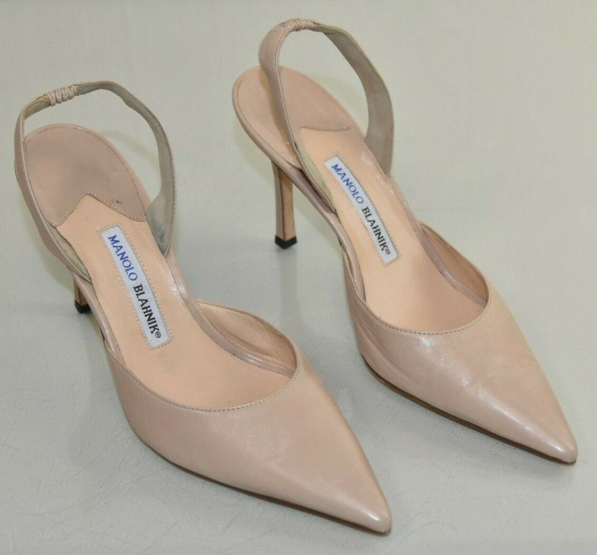 Manolo Blahnik Carolyne Leather Pump, 40