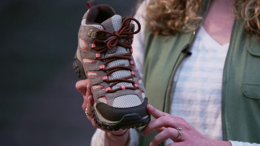 Merrell Women's Moab 2 Mid Waterproof Hiking Boot