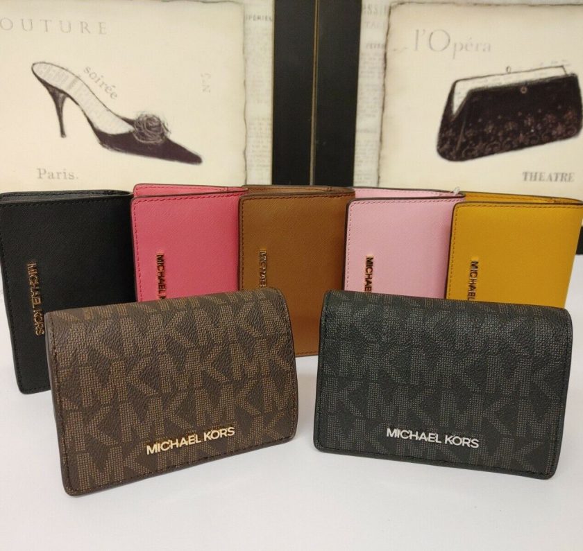 Michael Kors Jet Set Travel Bifold Zip Coin Monogram Wallet