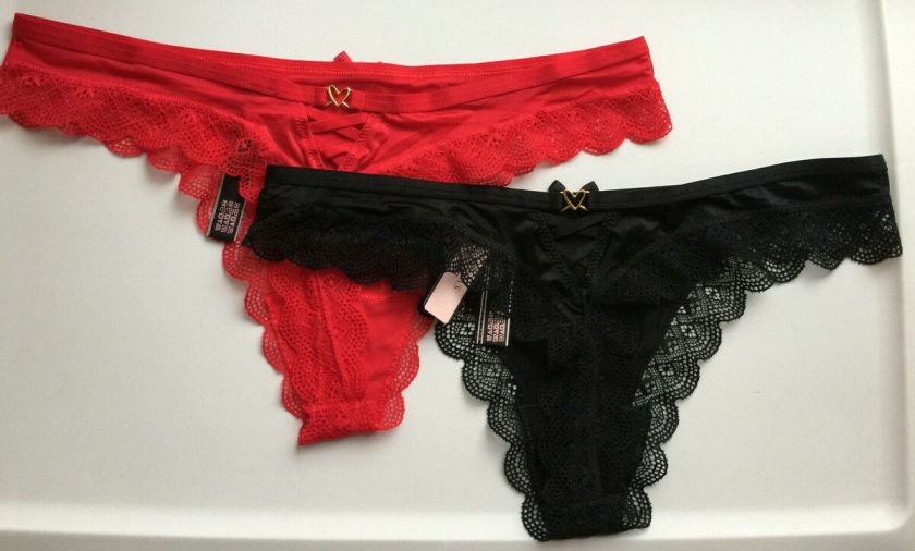 Victoria's Secret Very Sexy Strappy Lace Thong (XS, Black Red)